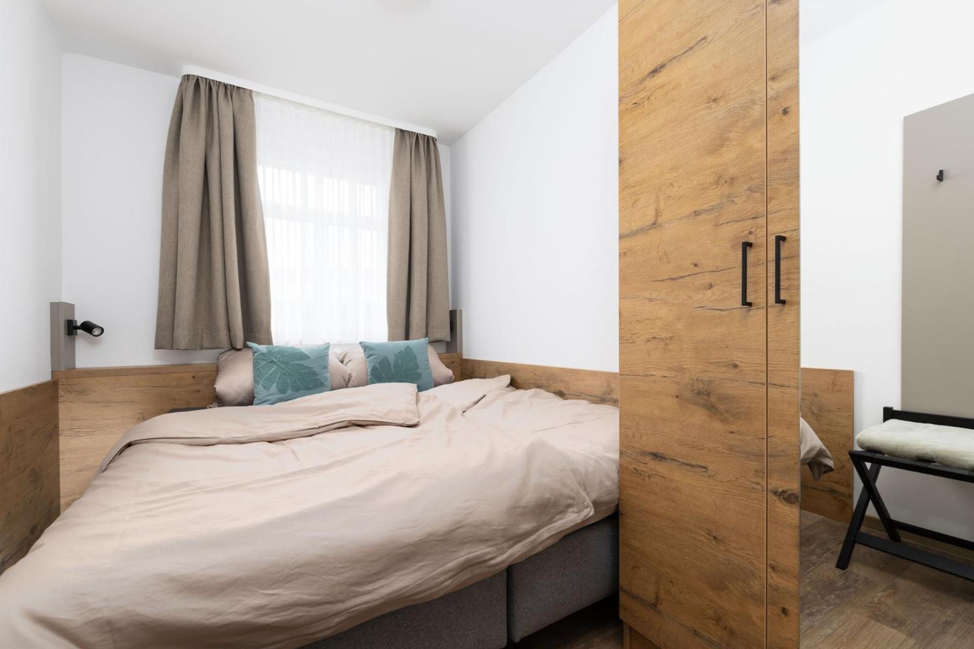 Hotel Zur Traube Uffenheim Екстер'єр фото