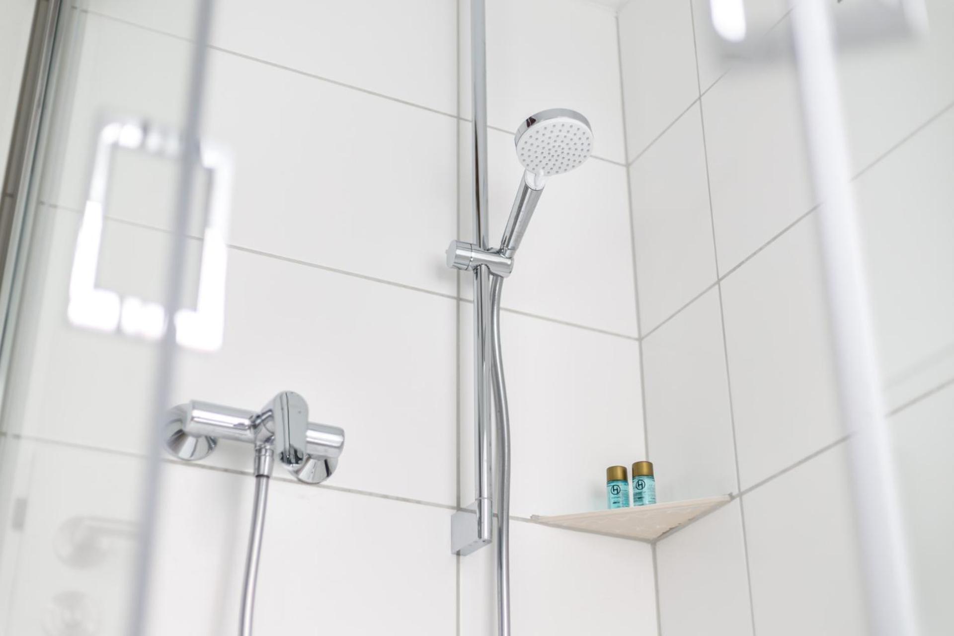 Hotel Zur Traube Uffenheim Екстер'єр фото